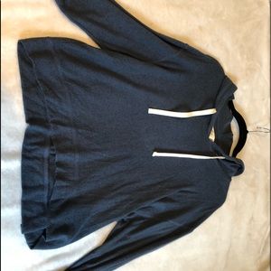 Never worn Hollister super soft hoodie